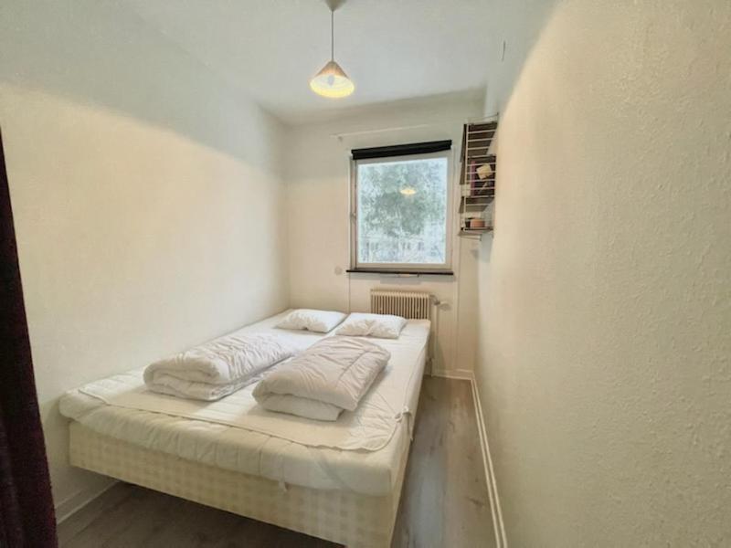 Trivsamma Lagenheter Med Fri Parkering Appartamento Stoccolma Esterno foto