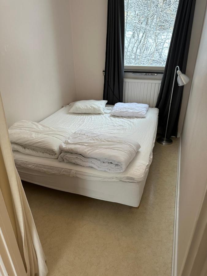 Trivsamma Lagenheter Med Fri Parkering Appartamento Stoccolma Esterno foto